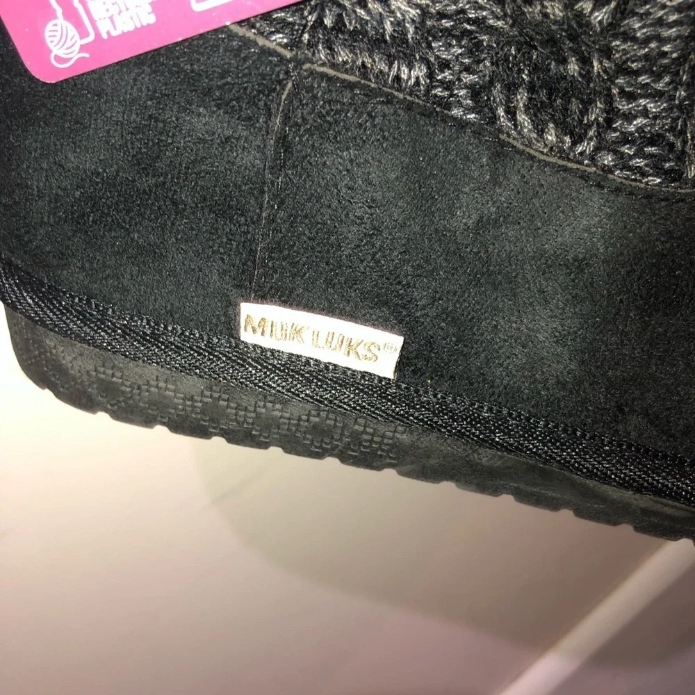 Muk Luks women’s Knit Boots Dark gray and black 7